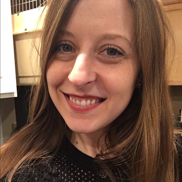 Meet your Posher, Elaine - Picture 1 of 1